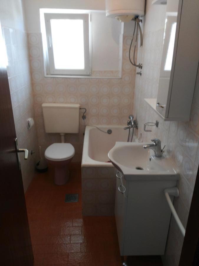 Apartmani Karuza Новалья Экстерьер фото
