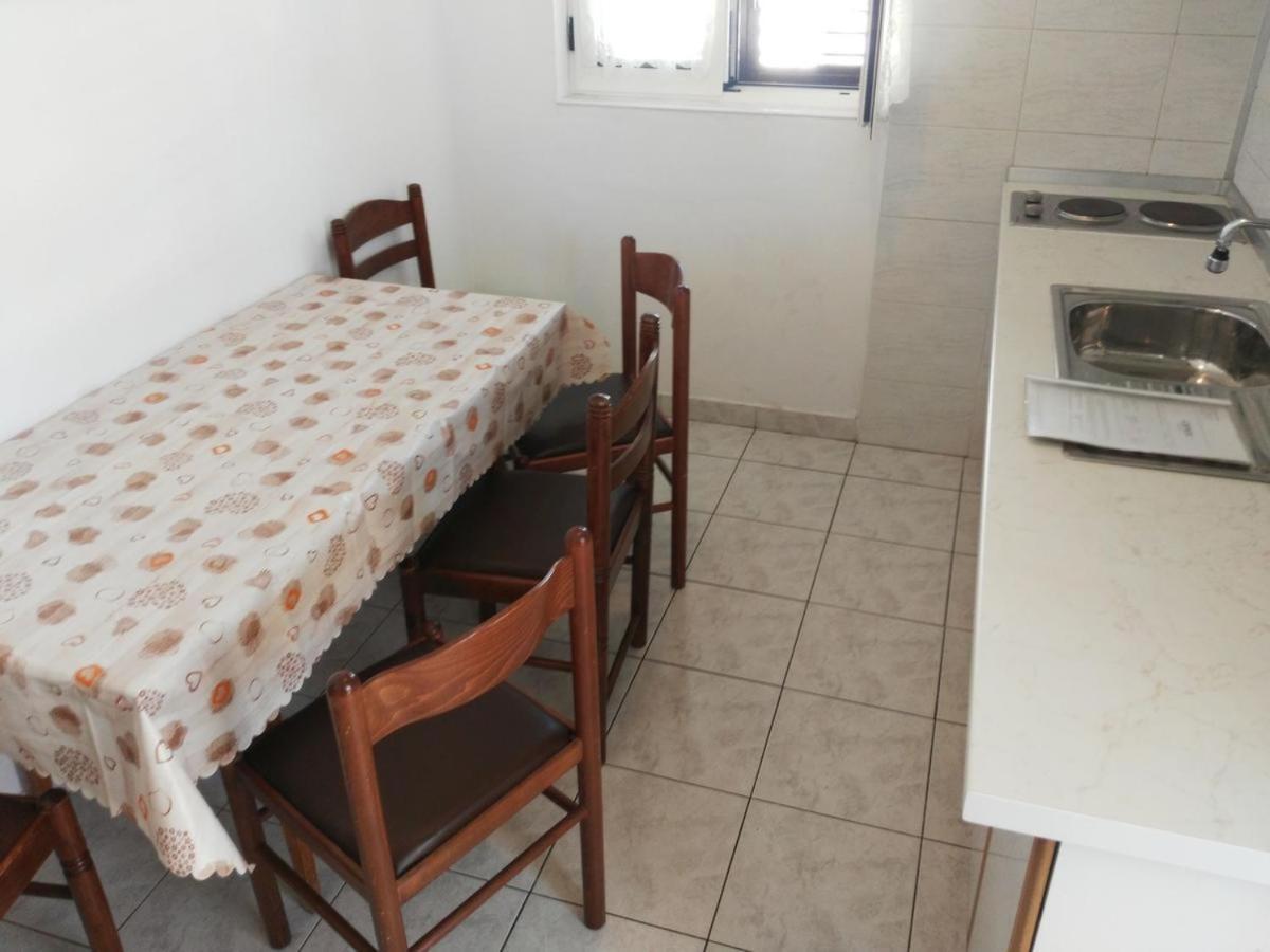 Apartmani Karuza Новалья Экстерьер фото